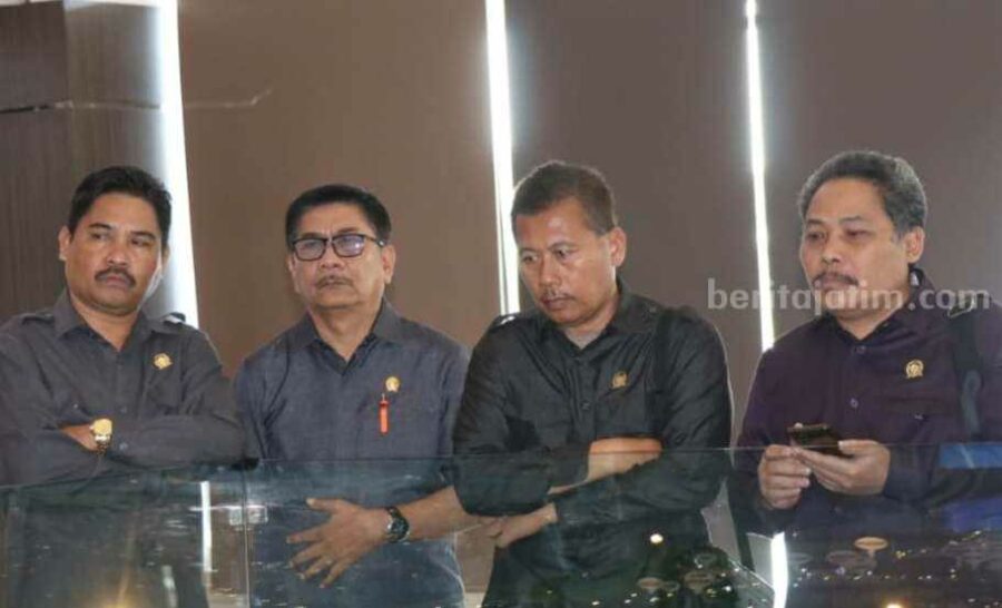 DPRD Gresik Minta Perumda Giri Tirta Fokus Peningkatkan Pelayanan foto beritajatim