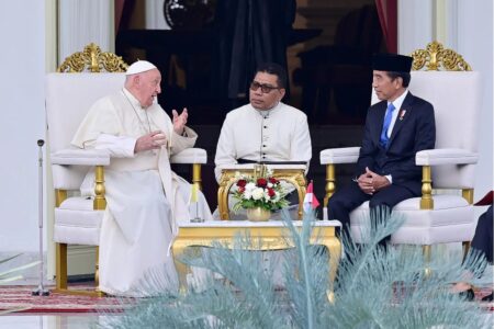 Presiden bersama Paus Fransiskus