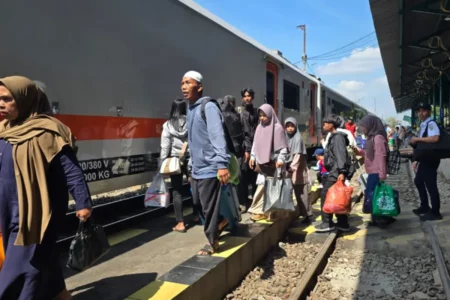 Daop 7 Madiun: Promo Diskon Tiket Kereta Api Hingga 30 Persen Masih Berlaku Foto BeritaJatim.com