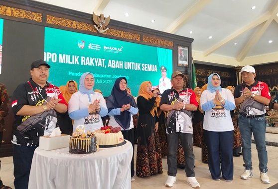 Pendopo Kabupaten Jombang: Ruang Publik yang Mempererat Hubungan Pemerintah dan Warga Foto BeritaJatim.com