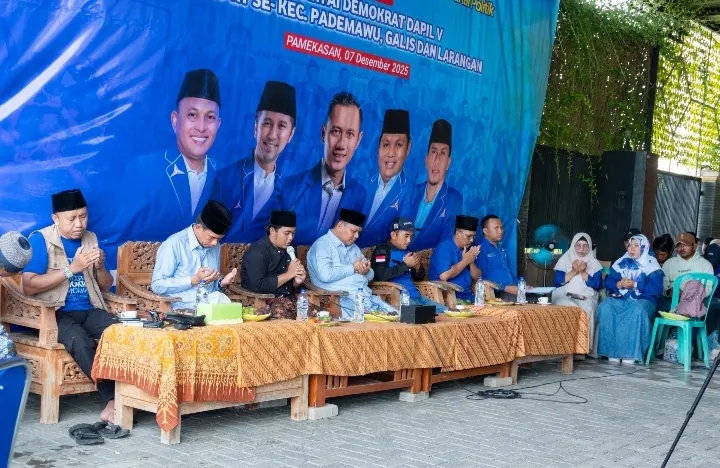 Demokrat Pamekasan Doa Bersama untuk Korban Banjir Aceh-Sumatra Foto BeritaJatim.com
