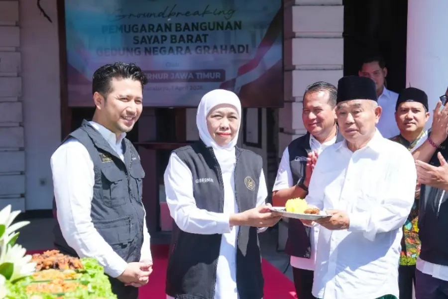 Pemulihan Bangunan Sayap Barat Grahadi Resmi Dimulai, Ini Kata Gubernur Khofifah Foto BeritaJatim.com