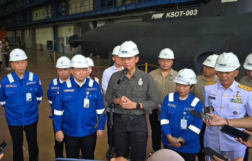 Puji Transformasi Industri Maritim PT PAL, AHY: Bangun Kapal LPD Kini Hanya 6 Bulan Foto BeritaJatim.com