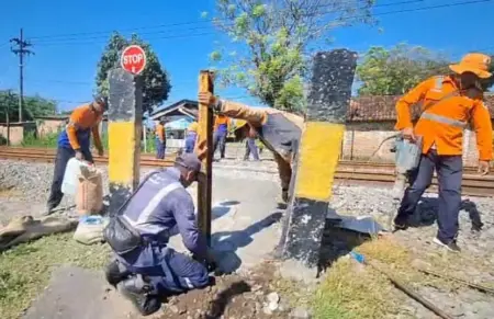Penutupan Perlintasan Kereta di Magetan Tuai Penolakan, KAl dan Warga Cari Solusi Foto BeritaJatim.com