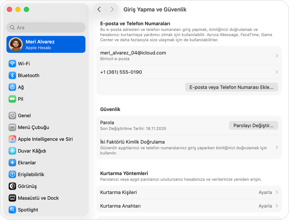 Mac'teki Apple Hesabı ayarlarında, Apple Hesabınıza giriş yapmak için kullanabileceğiniz e-posta adreslerini ve telefon numaralarını bulun