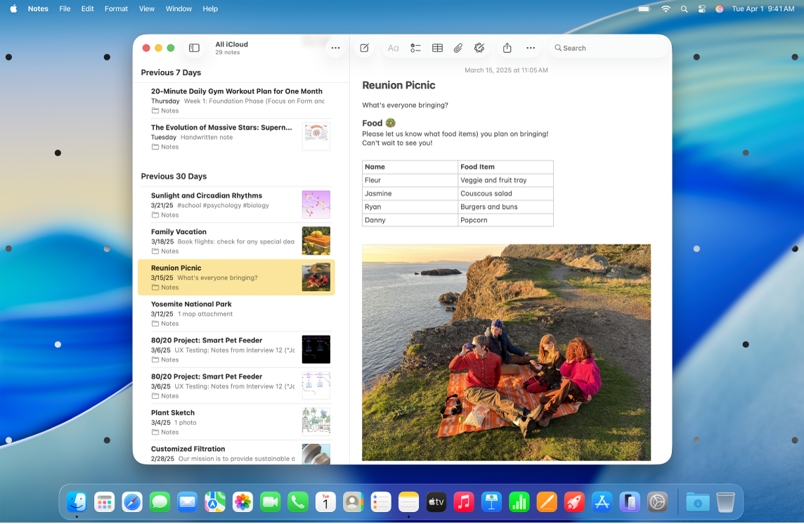 App Catatan terbuka di desktop, dan titik muncul di kedua sisi desktop.