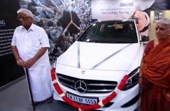 Petani India Berhasil Beli Mobil Mercedes dengan Cara Ini
