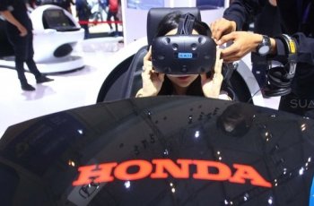 Kesuksesan AHM dengan Penjualan 1.000 Sepeda Motor di GIIAS 2018