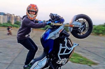 Tukang Sayur Juga Bisa Gaya, Bawa Dagangan Nekad Freestyle