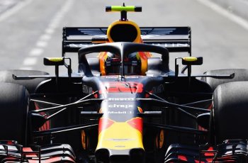 F1: Verstappen Tidak Terima Terkena Penalti
