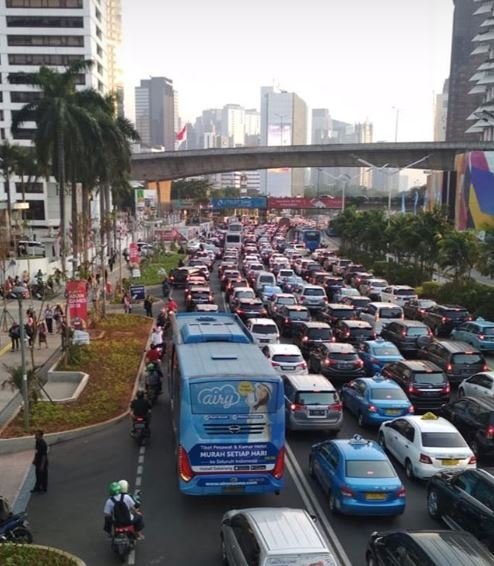 Kemacetan di Jakarta Bisa Jadi Spot Foto yang Instagrammable. (Instagram/jktinfo)