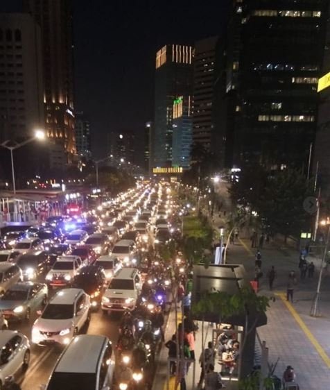 Kemacetan di Jakarta Bisa Jadi Spot Foto yang Instagrammable. (Instagram/jktinfo)