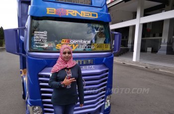 Umi Syarifah Firdausi, Sopir Truk Wanita yang Curi Perhatian di Jogjakarta Truck Festival 2018
