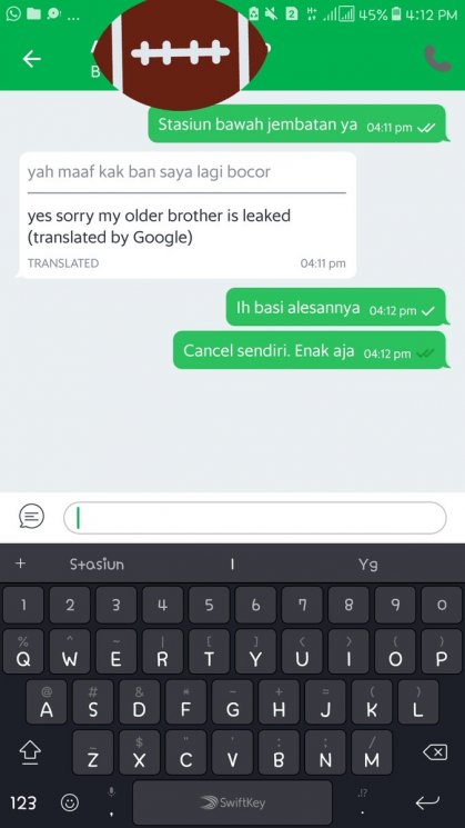 Kelakuan sopir ojol. (Twitter/@fikey_)
