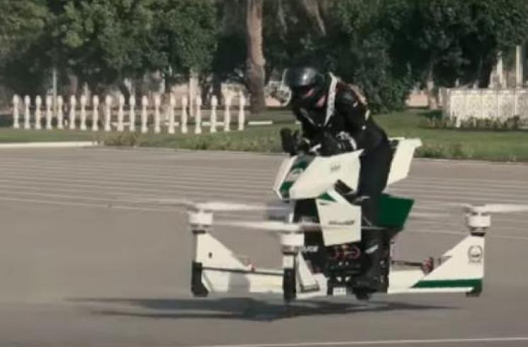 Motor terbang yang digunakan oleh kepolisian Dubai. (Youtube/Hoversurf Official)