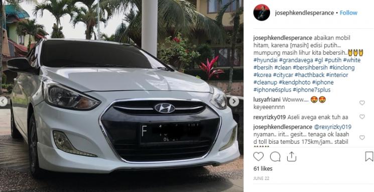Mobil Desy Ratnasari. (Instagram/@josephkendlesperance)