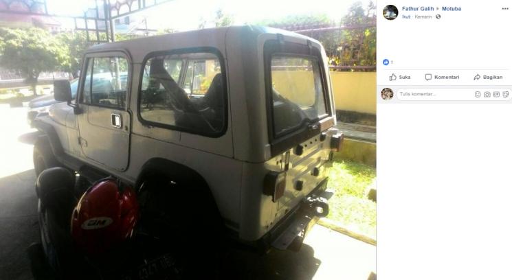 Mobil Jeep milik Nike Ardilla. (Facebook/Fathur Galih)