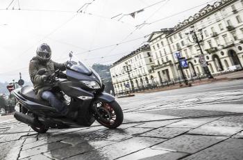 Bosan dengan Nmax dan PCX? Ini Opsi Alternatif Matik Gambot di Bawah 250cc