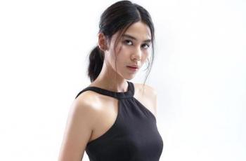 Adinda Thomas Coba Motor Klasik nan Istimewa, Bikin Cowok Terpana