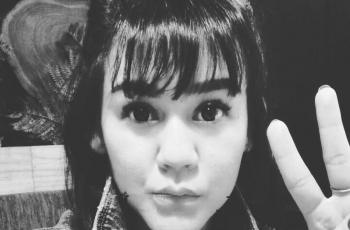 Sissy Prescillia Naik Tesla Model X, Netizen Heboh