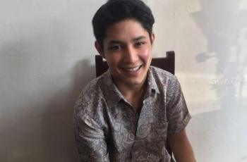 Gaya Teuku Rassya, Anak Tamara Bleszynski dengan Mobil Inggris Bikin Ngiler