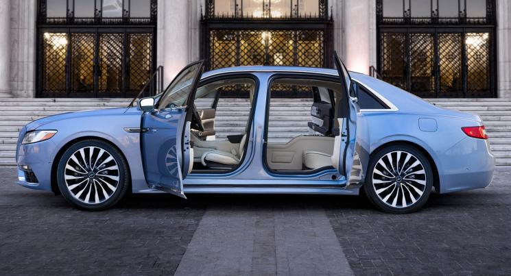 Lincoln Coach Door Edition. (carscoops)