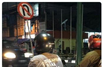 Jaket Pemotor Ini Viral, Karena Digambar Pakai Tangan Berisi Sindiran