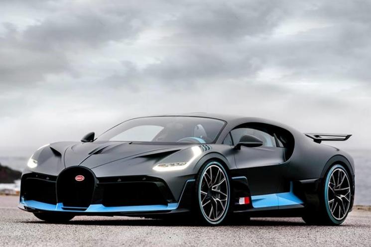 Bugatti Divo. (carbuzz)