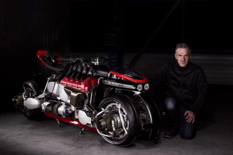 Lazareth La Moto Volante 496. (Lazareth)