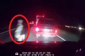 Berdiri di Jalan Tol Cipali, Penampakan Sosok Ini Bikin Kaget dan Merinding