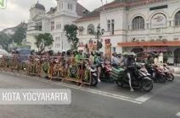 Mak Jleb, Perbandingan Perilaku Pemotor di Jogja dan Jakarta Ini Pas Banget