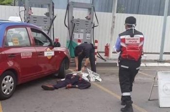Bertikai Rebutan Antrean Bahan Bakar, Dua Sopir Taksi Ini Baku Hantam, 1 Tewas