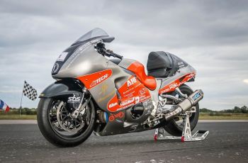 Wow Suzuki Hayabusa Pemecah Rekor Akan Dijual, Seharga Toyota Fortuner!