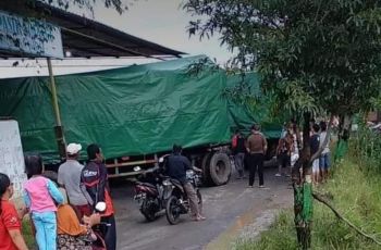 Viral Truk Nyasar ke Gang gara-gara GPS, Potretnya Ngenes