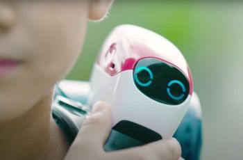 Robot Imut nan Canggih Bikinan Honda, Bisa Cegah Anak Kecil Kecelakaan?