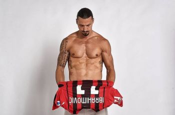 Zlatan Ibrahimovic Beli Mobil Mewah, Ternyata untuk Kado Ulang Tahunnya