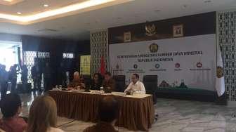 Presiden Jokowi Beri Hadiah Perpanjangan Kontrak Ke Freeport
