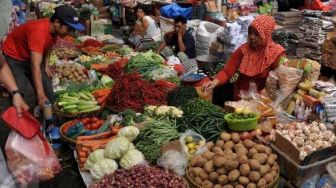 Harga Cabai Meledak hingga 20%, Telur Ikut Naik, Dompet Emak-Emak Terancam!