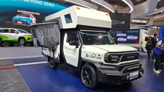 Toyota Bicara Peluang Hilux Rangga di Tengah Dominasi Kompetitor Kendaraan Komersial