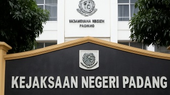 Kasus Dugaan Korupsi Kredit Bank Pelat Merah di Padang, Tiga Tersangka Belum Ditahan!