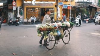 Tukang Sayur: Psikolog Jalanan Tanpa Gelar dari Gang ke Gang
