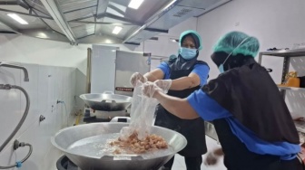 Tidak Digaji 4 Bulan, Kepala SPPG di Situbondo Mogok Kerja