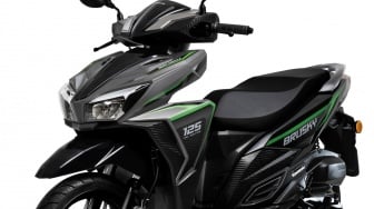 Kawasaki Brusky vs 3 Kompetitor Motor Matic 125cc, Mending Mana?