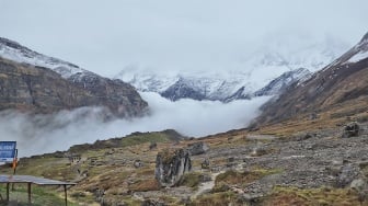 Di Antara Lembah dan Puncak: Jalur Menuju Annapurna Base Camp