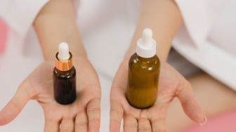 Mengenal Beda Serum dan Ampoule, Tampak Sama tapi Fungsi Berbeda