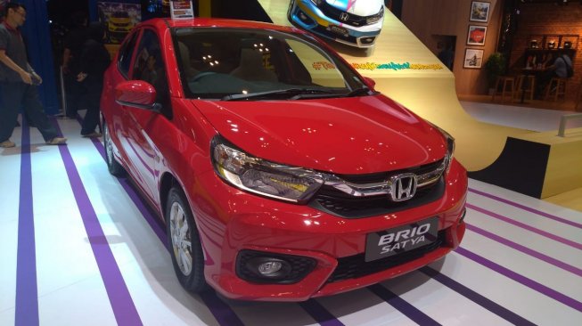 Honda Brio Satya dipamerkan di GIIAS 2019, Jumat (26/7/2019). [Suara.com/Manuel Jeghesta Nainggolan]