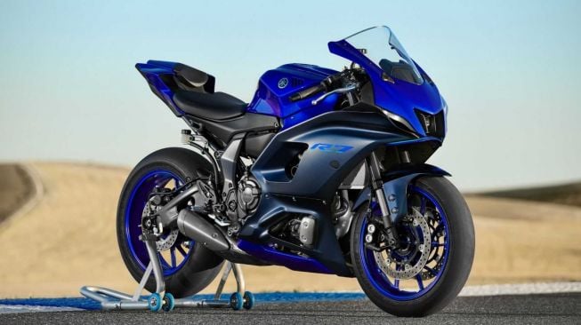 Yamaha R7. (rideapart.com)